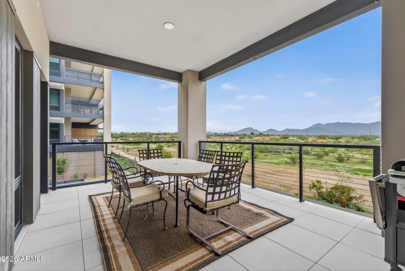 75_19355_N_73rd_Way75_mls