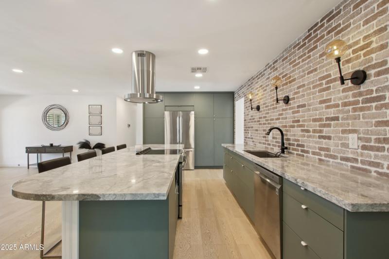 14-print-E Latham St-S1507-014