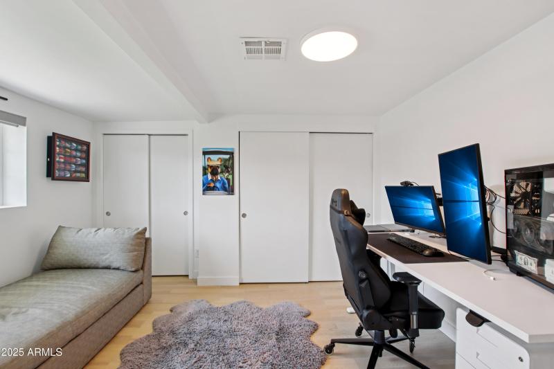 17-print-E Latham St-S1507-018