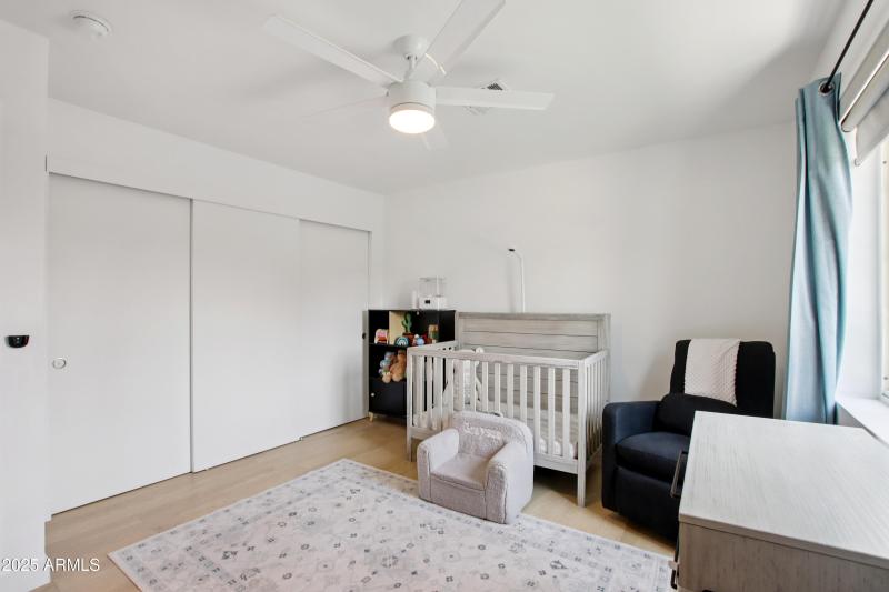 21-print-E Latham St-S1507-022