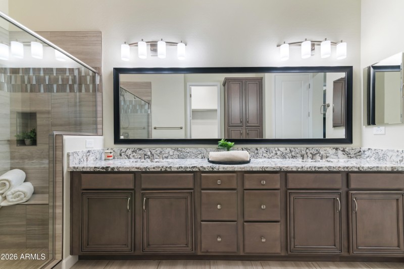 Plenty of storage & pullouts