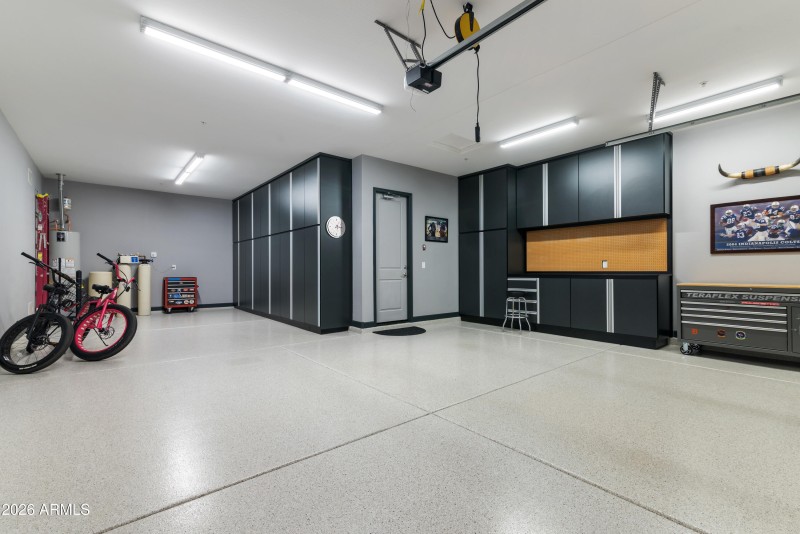 Tandem 3.5 car garage