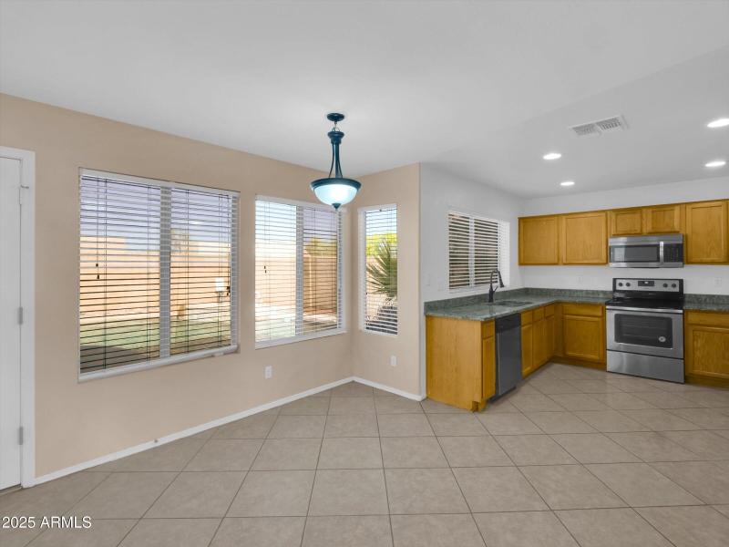 13-13620 N 82nd Lane-13