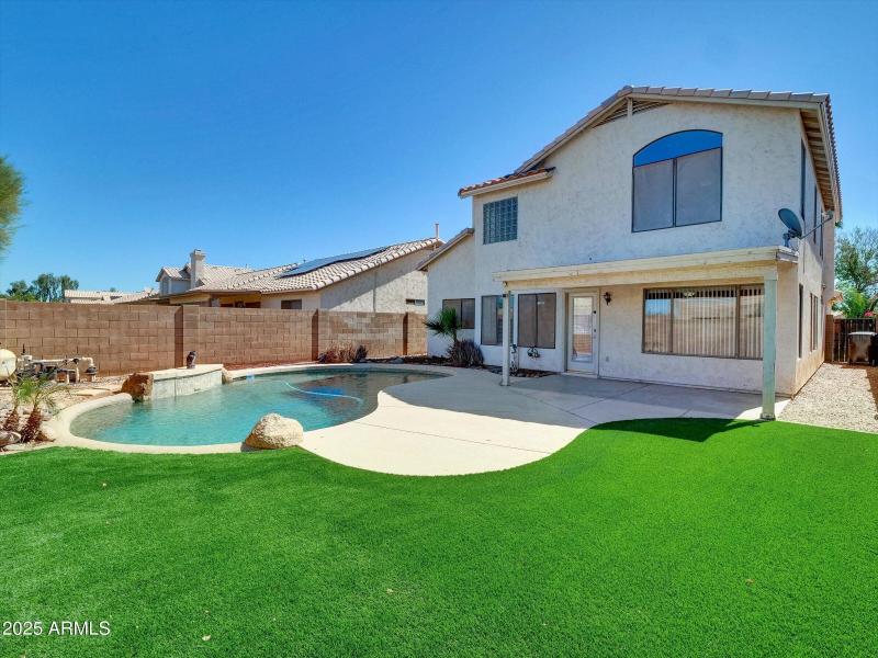 55-13620 N 82nd Lane-55