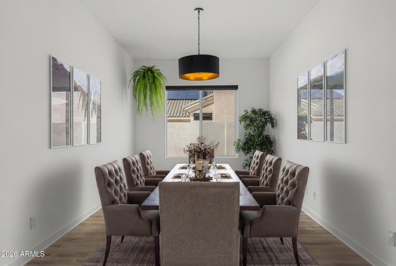 dining room virtually staged