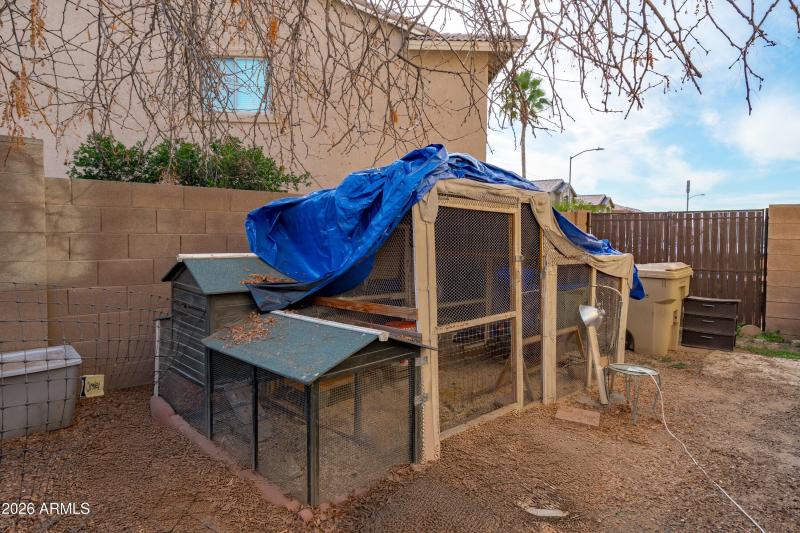 42-Side Yard_RV Gate