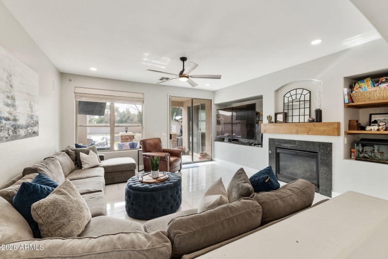 51-web-or-mls-dlb_2738-dlb_2742