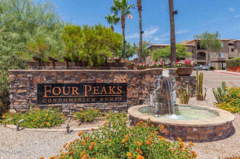 Four Peaks Condominiums street sign