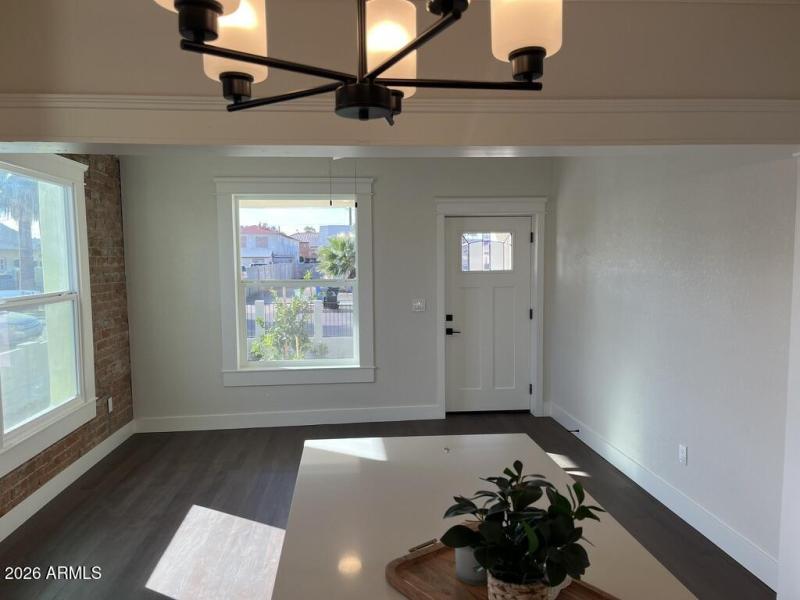 076C97D0-385A-43EB-A6BF-24188B17775A_1_1