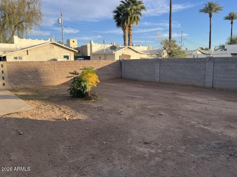 08BA272C-9184-47DC-BE93-28AAE2B18F8E_1_1