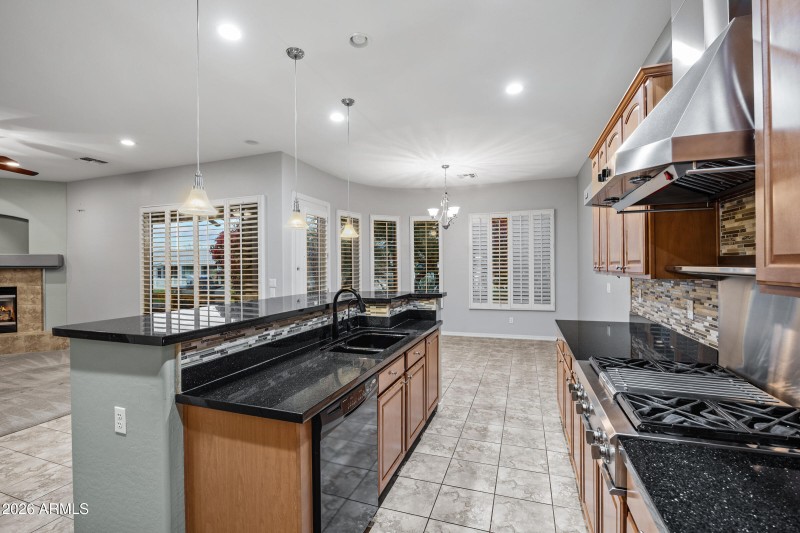 20471 Wishing Well Ln-16