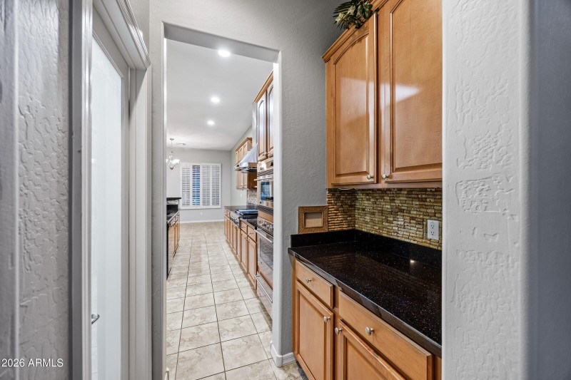 20471 Wishing Well Ln-19