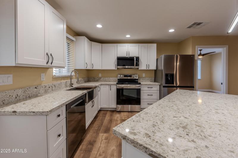 10201 -N-99th ave #165-NIC_5090-HDR