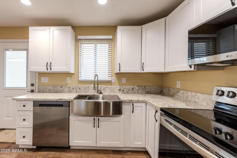 10201 -N-99th ave #165-NIC_5105-HDR