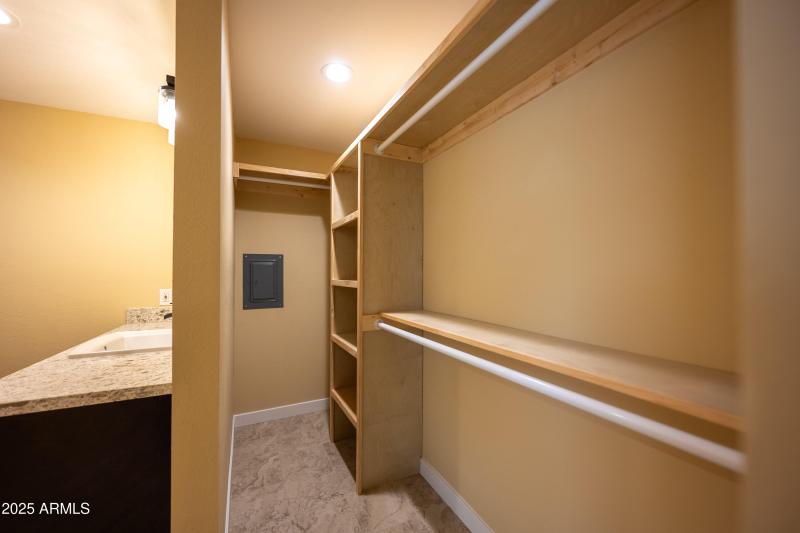 10201 -N-99th ave #165-NIC_5191