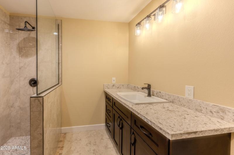 10201 -N-99th ave #165-NIC_5210-HDR