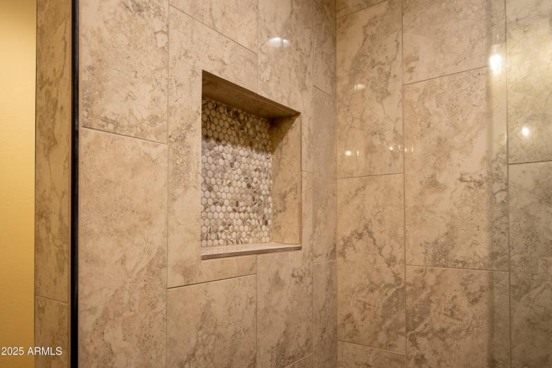 10201 -N-99th ave #165-NIC_5211