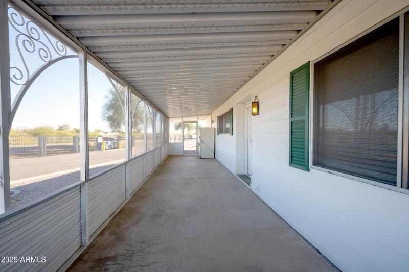 10201 -N-99th ave #165-NIC_5448