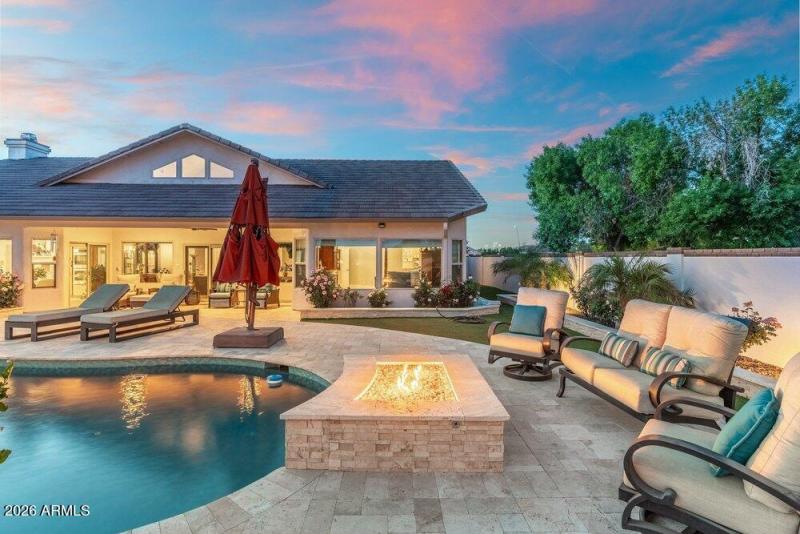 079_155-web-or-mls-dsc05556-hdr-edit_822