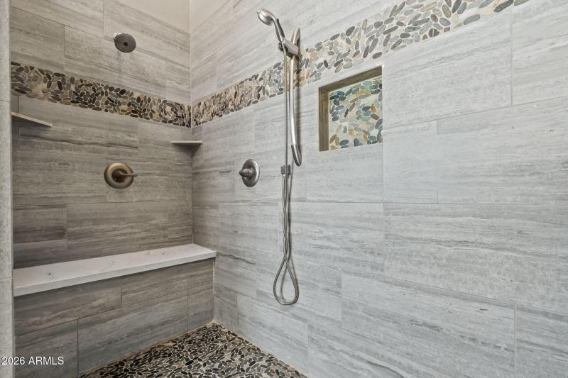 50-web-or-mls-1038 S 38th St-15