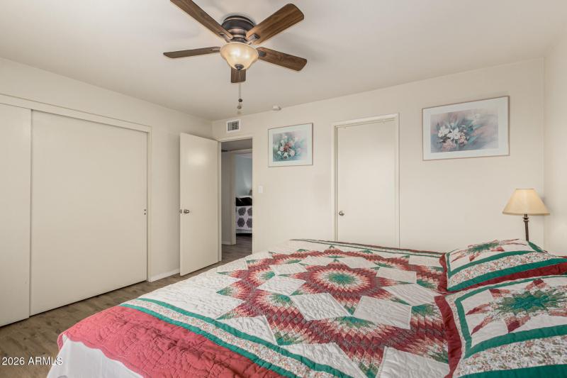 26 - Winnebago 11838