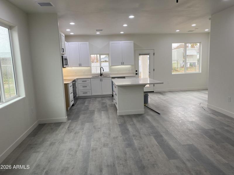 3) 63668-69603e3a326d3