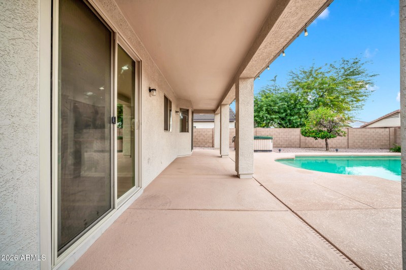 17021 W Halifax Ln-40_(2048)