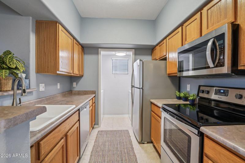 13-web-or-mls-N Saguaro Blvd-S0801-013