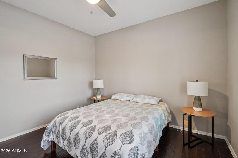 19-web-or-mls-N Saguaro Blvd-S0801-019