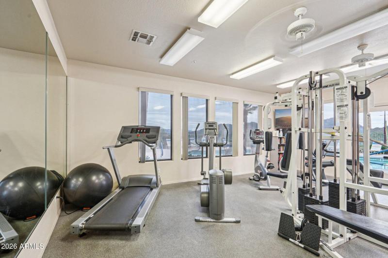 35-web-or-mls-N Saguaro Blvd-0801-905