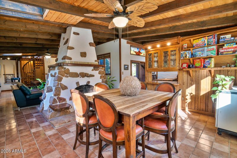 3) 51949-6766536ee0689