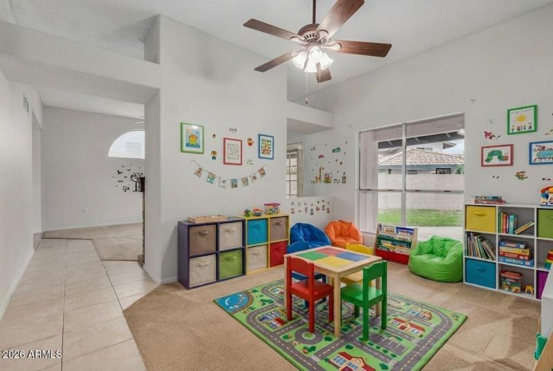 Bonus Room/Den/ Kids room