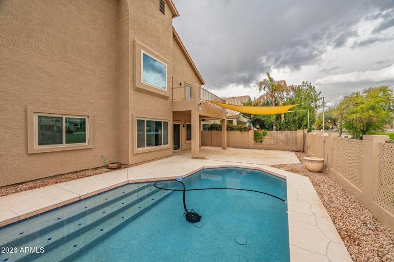 48-web-or-mls-16601 S 15th St-47