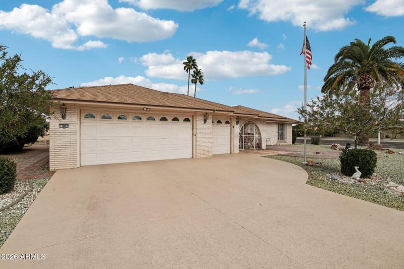 3-web-or-mls-W Mesa Verde Dr-S0901-003
