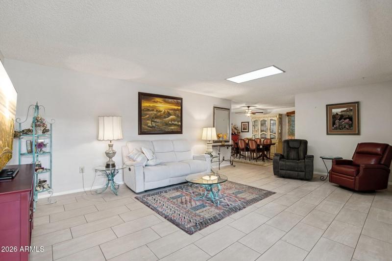 7-web-or-mls-W Mesa Verde Dr-S0901-007