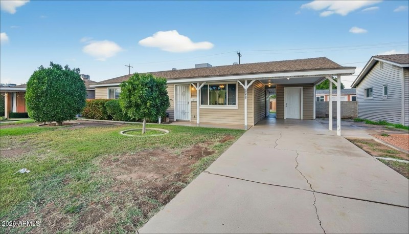 3-web-or-mls-12-W Mitchell Dr