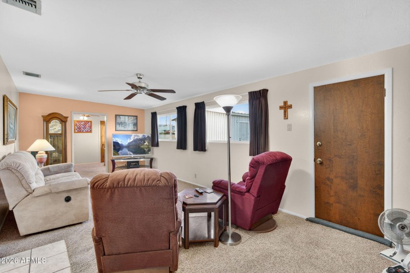 8-web-or-mls-25-W Mitchell Dr