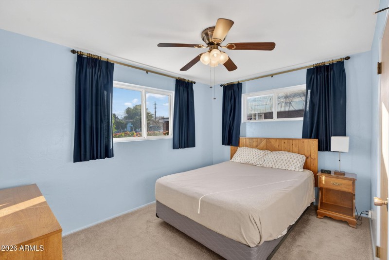 22-web-or-mls-34-W Mitchell Dr