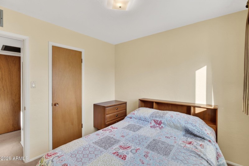 25-web-or-mls-38-W Mitchell Dr