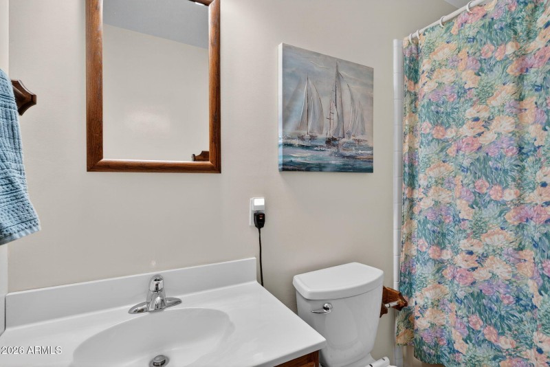 27-web-or-mls-39-W Mitchell Dr