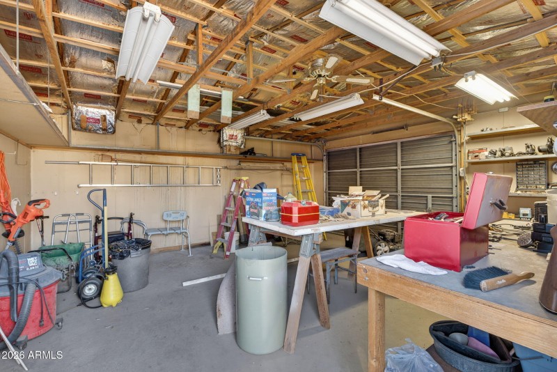 33-web-or-mls-04-W Mitchell Dr