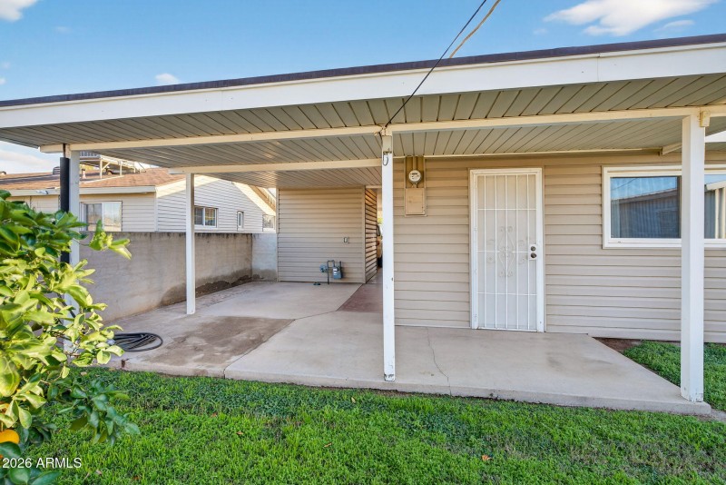 37-web-or-mls-44-W Mitchell Dr