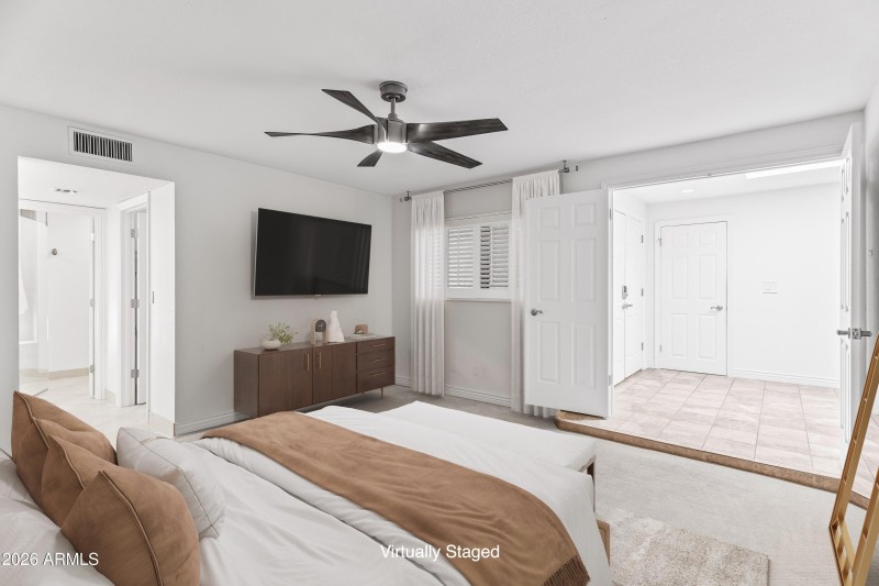 PRIMARY BDRM III (VIRTUALLY STAGED)