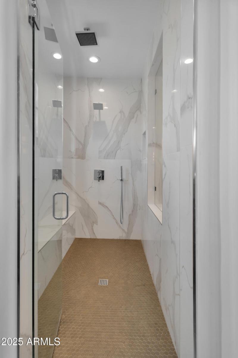 Primary En-Suite Shower