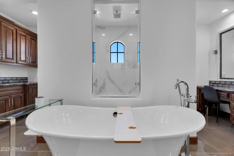 En-Suite Bath