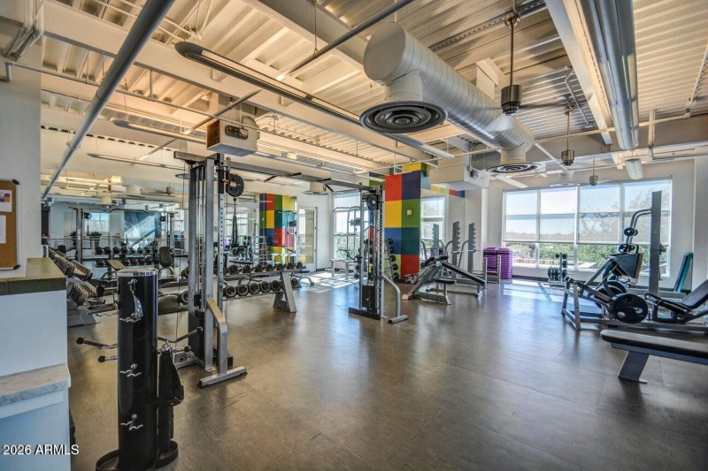 20251126190107222786000000-o