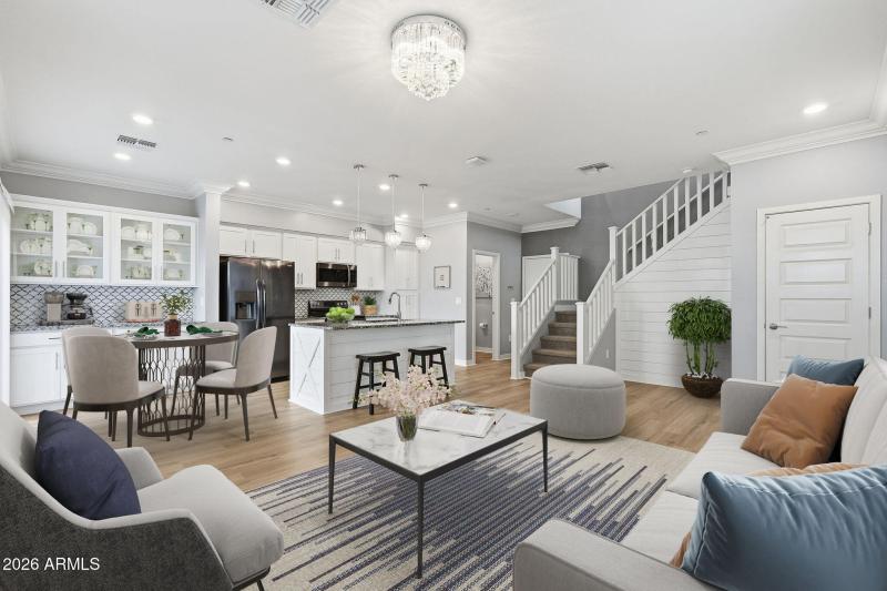 010_ListerPros (Living Room, Dining Area