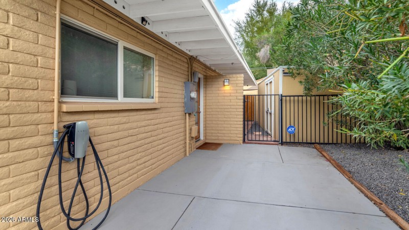 Electric Vehicle Charger