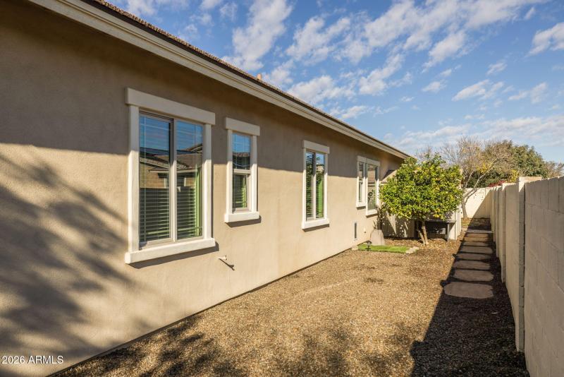 101-web-or-mls-10614 E Lincoln Ave, Mesa