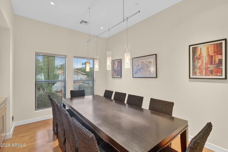 14-web-or-mls-21-Via De La Luna